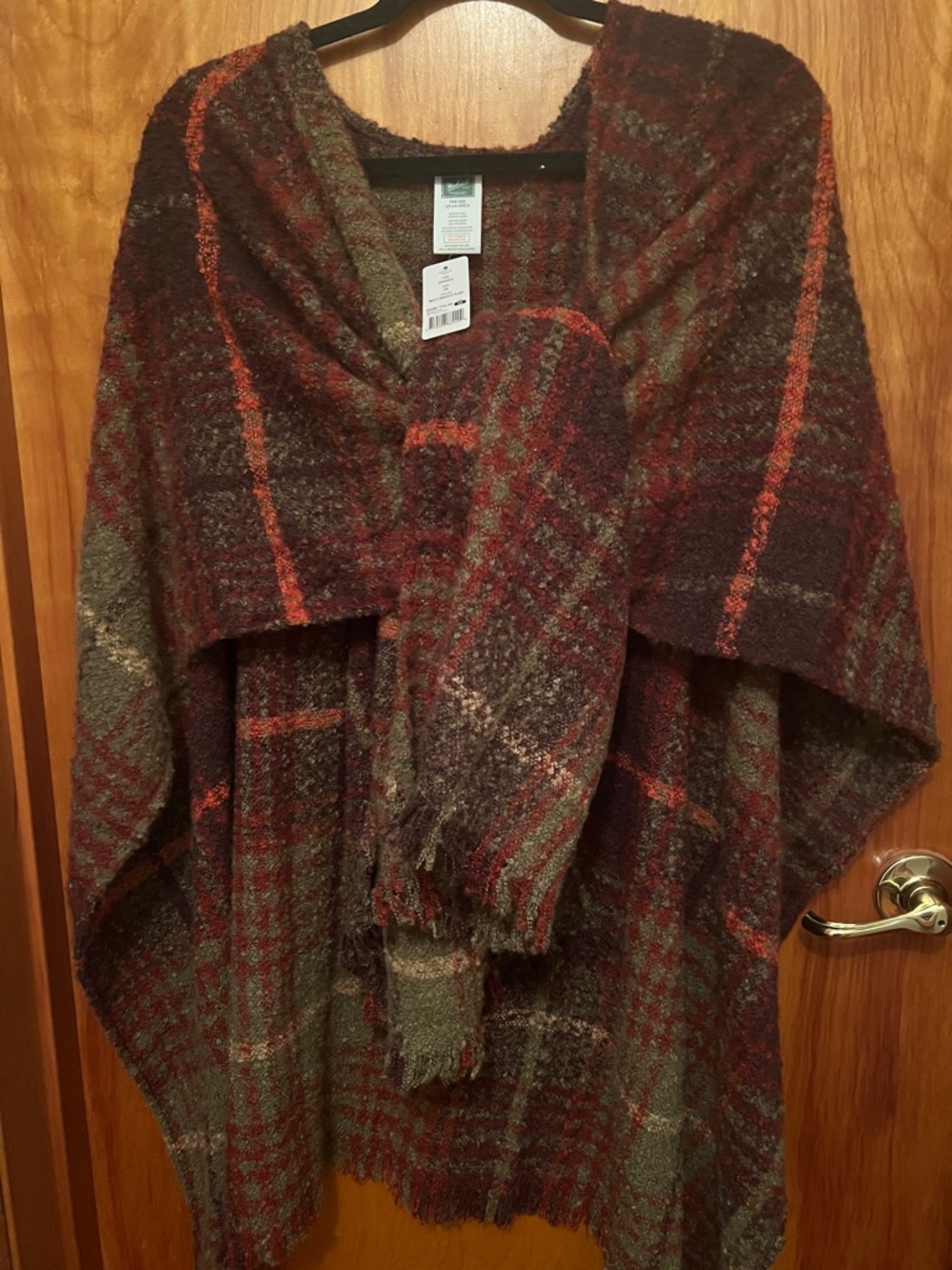 NWT Woolrich Cozy Plaid Hooded Poncho - Olive, Burgundy & Rust